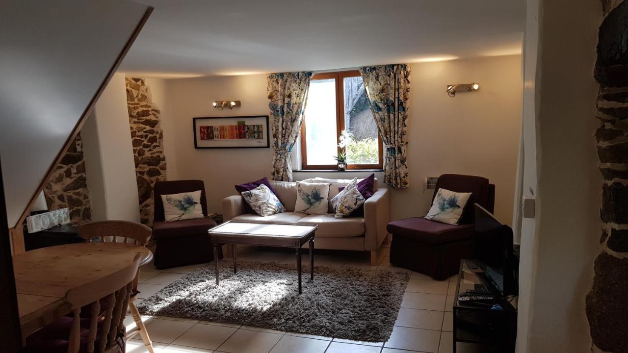 Maroux Vian Country Cottage Callac Kültér fotó